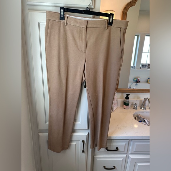 Ann Taylor BNWT Ankle Pants - Picture 1 of 2